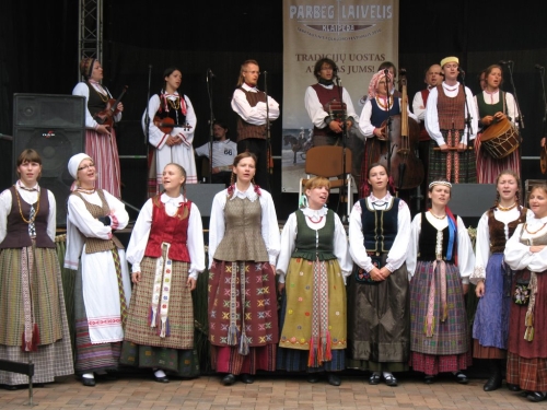 Vilniaus universiteto folkloro ansamblis „Ratilio“
