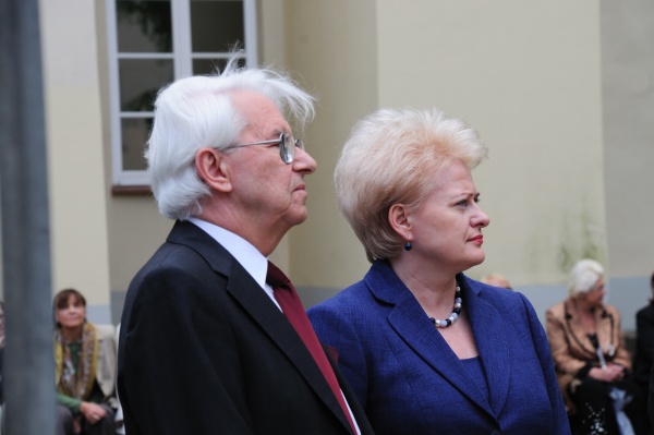 Prezidentė Dalia Grybauskaitė ir VU rektorius akademikas Benediktas Juodka