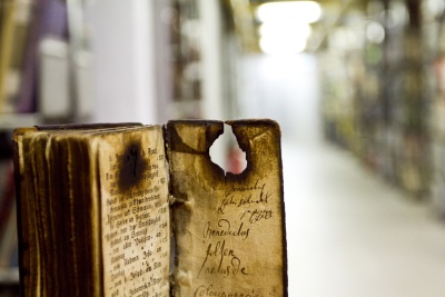 Išlikusios po gaisrų knygos šiandien saugomos VU bibliotekoje. M.Pelakausko nuotr.
