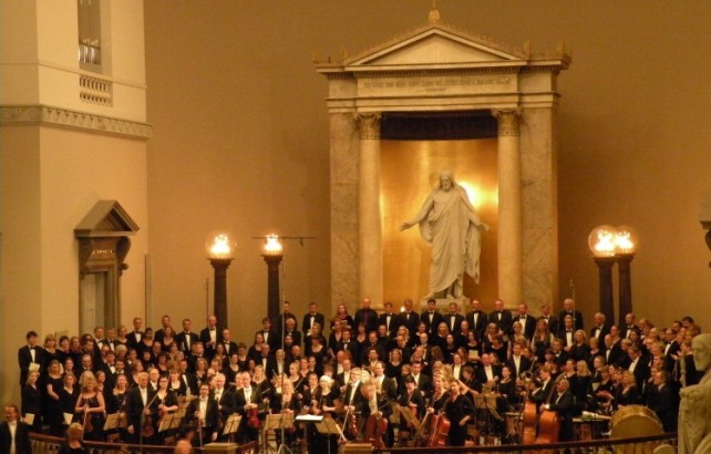 Trys VU kolektyvai koncertuos Šv. Alfonso bažnyčioje, Liuksemburge. M. Lekščio nuotr.