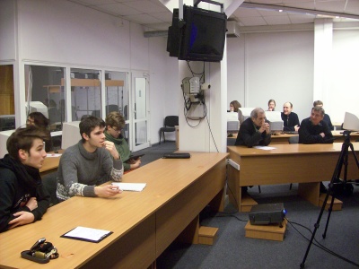 Matematikos ir informatikos fakultete gruodžio 17 d. įvyko kokybės koordinatoriaus Lino Būtėno organizuota diskusija „Efektyvūs mokymosi (paskaitų, pratybų, savarankiško darbo) būdai ir formos“. KVC nuotr.