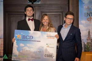 „Best International Entrepreneur Award“ apdovanojimas lietuvių studentams. Nuotrauka iš asm. archyvo
